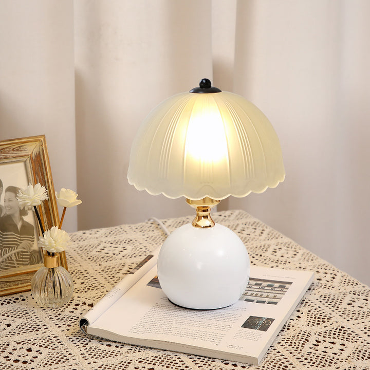Vintage Style Table Lamp