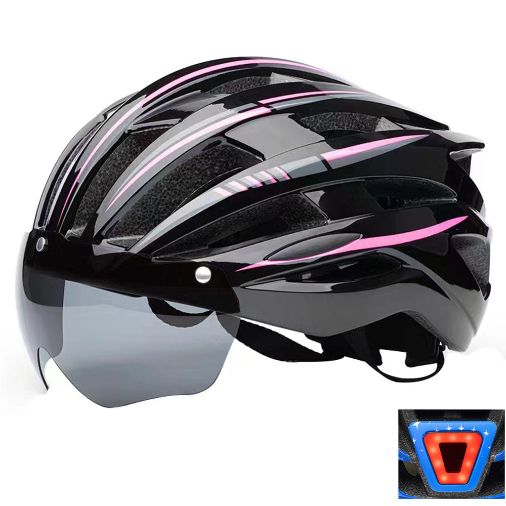Bicycle helmet with integrated visor and innovative ventilation system Stornfield