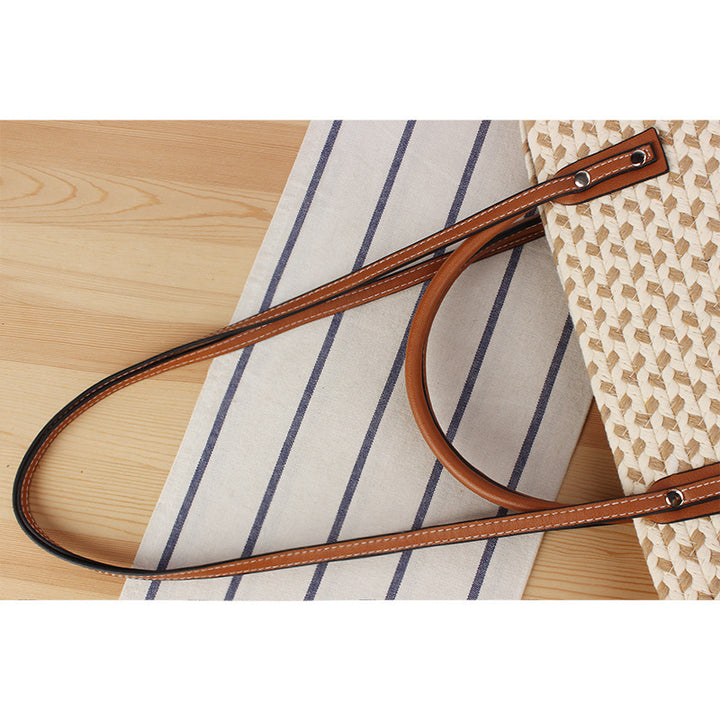 Spacious Shopping Bag Made from Handwoven Natural Material Stornfield