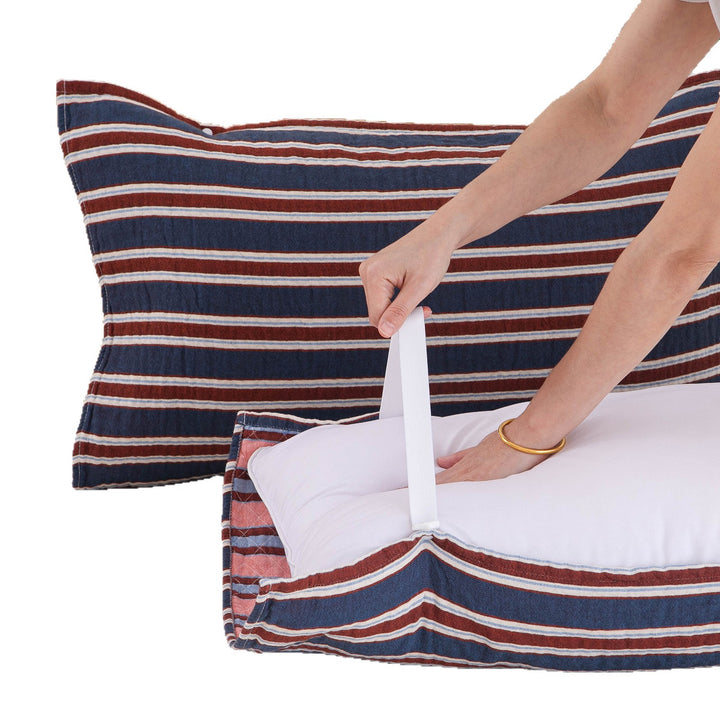 Ladies pillowcase with integrated carrying system Stornfield