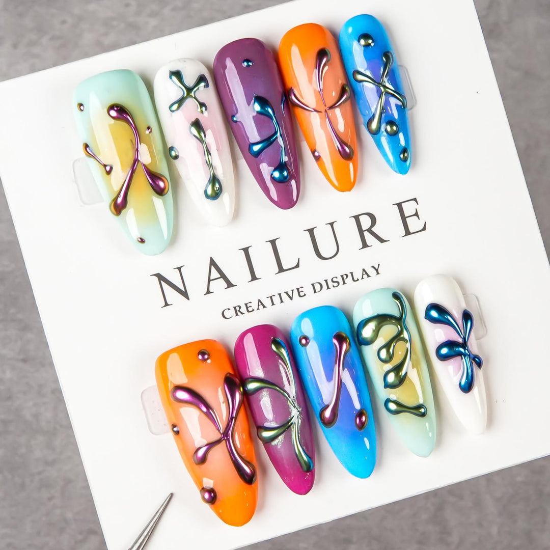 Artistic Press-On Nail Set with Unique Design
