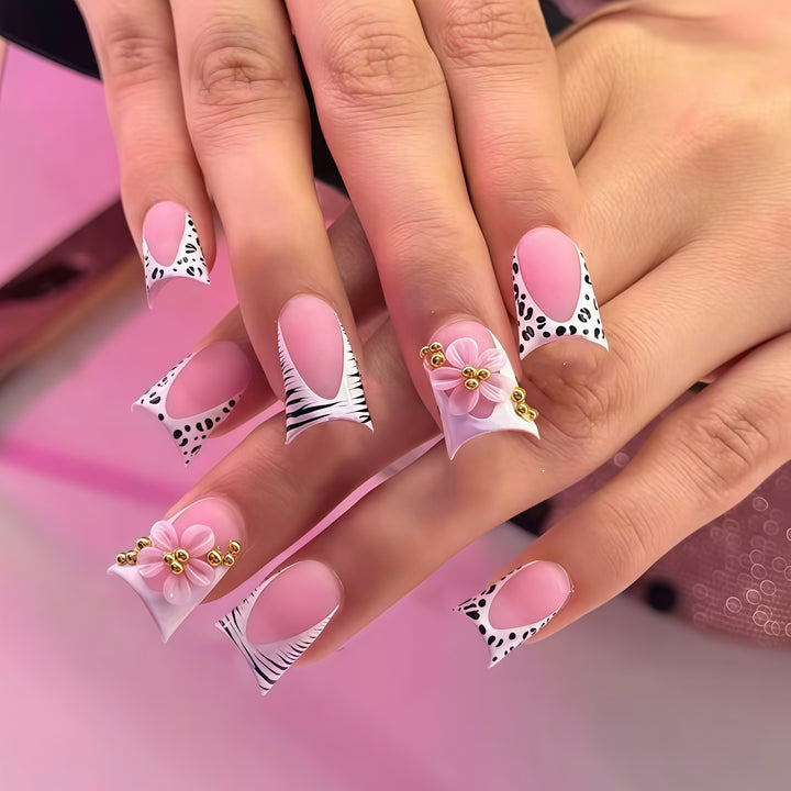 Artistic Floral-Enhanced Press-On Nails Stornfield