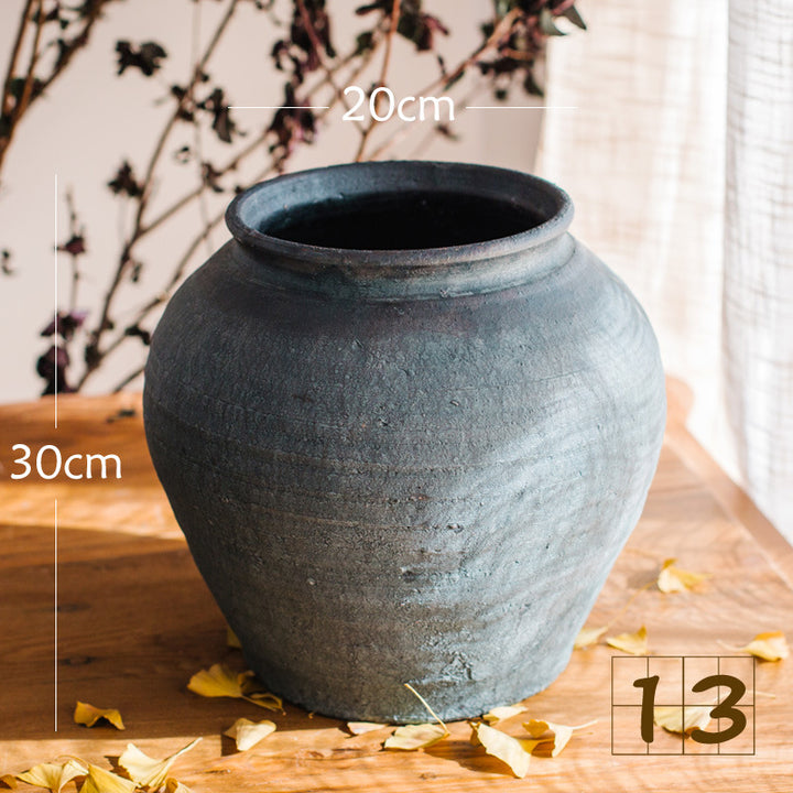 Rustic ceramic pot with handmade design Stornfield