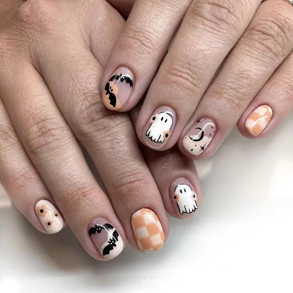 Halloween-Themed Press-On Nail Art Stornfield