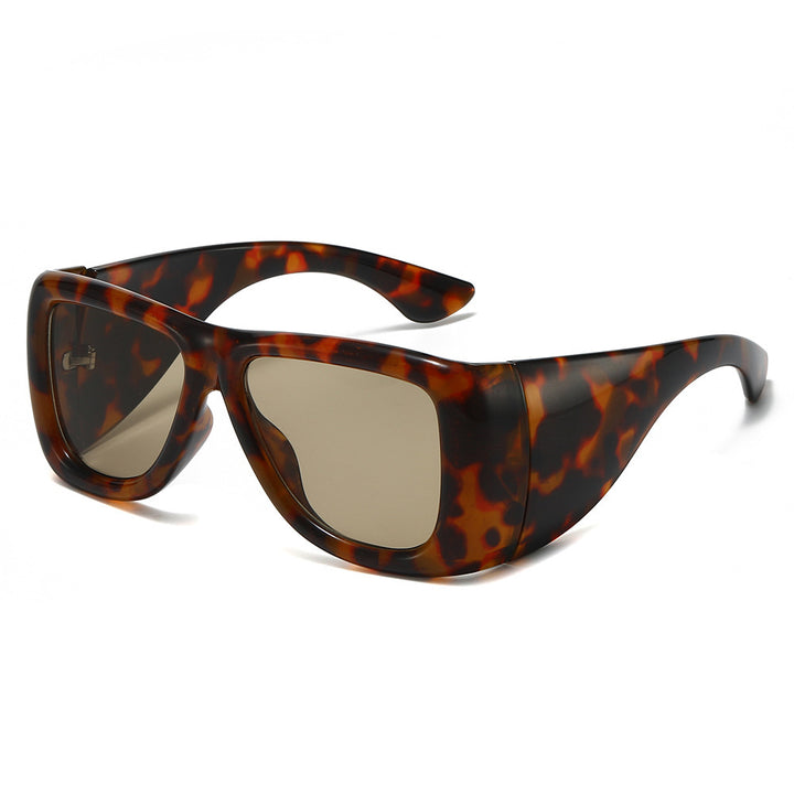 Oversized Fashion-Driven Shield Sunglasses Stornfield