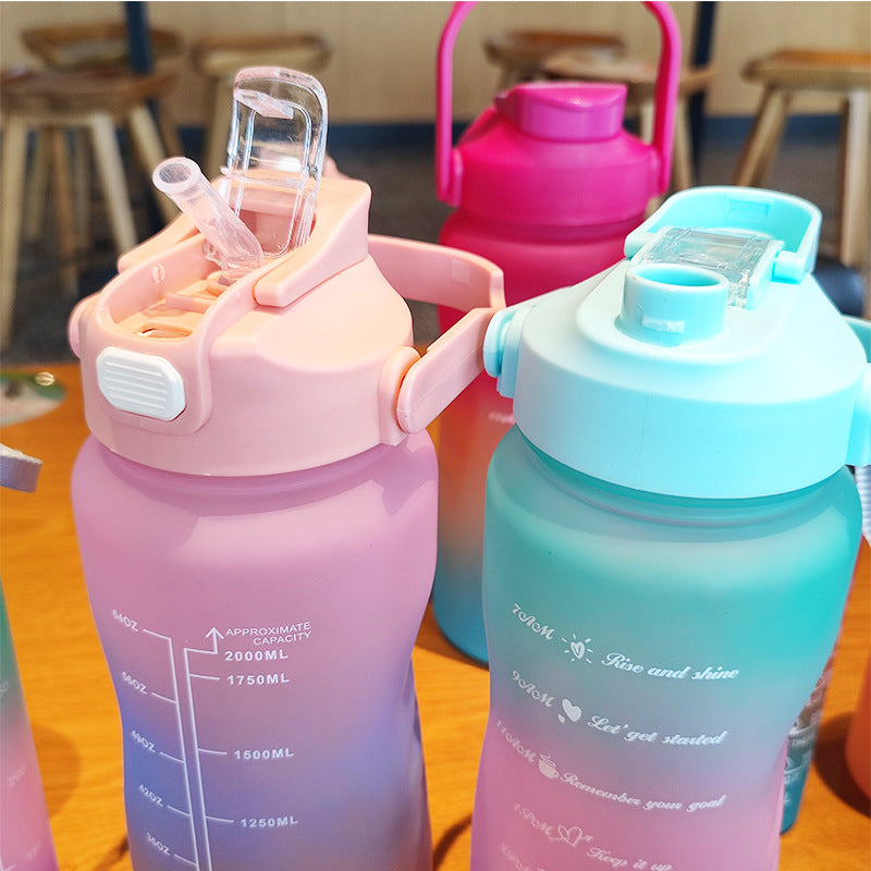 Women's ergonomic water bottle with motivational markings Stornfield