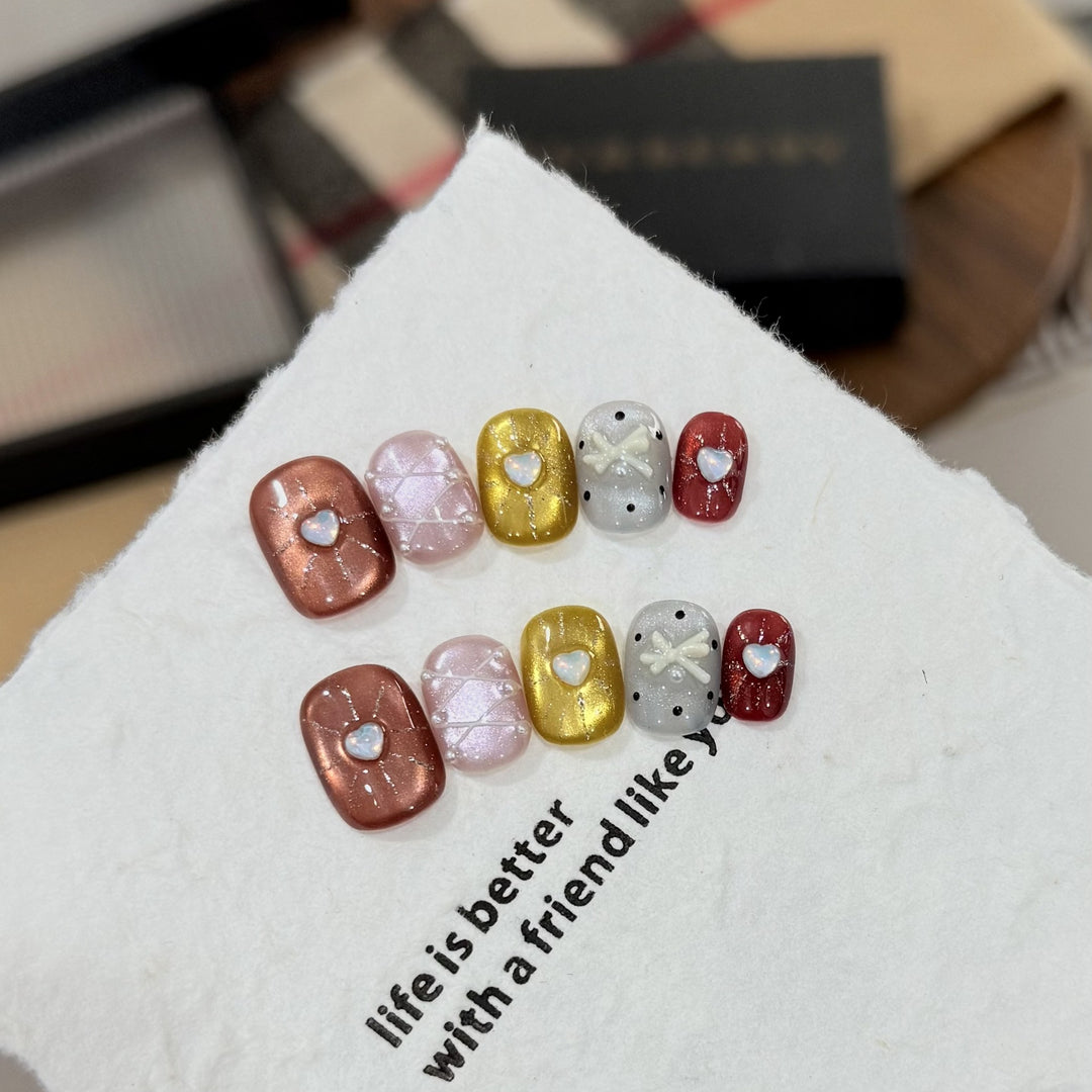 Decorative Heart-Embellished Press-On Nail Art Set