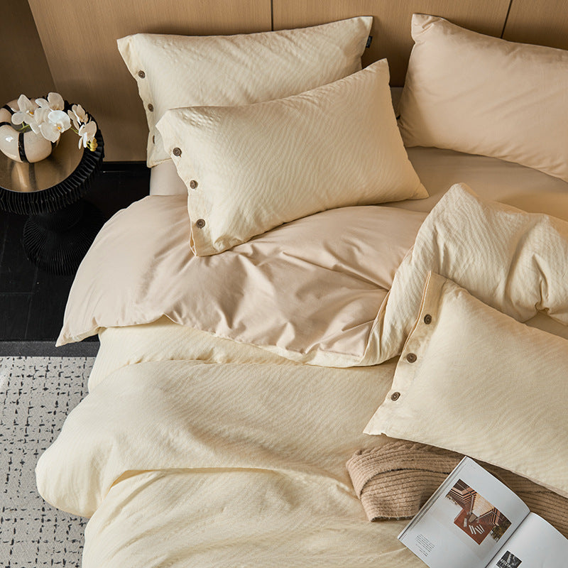 High-quality cotton satin bedding set with fine wave structure and button closure