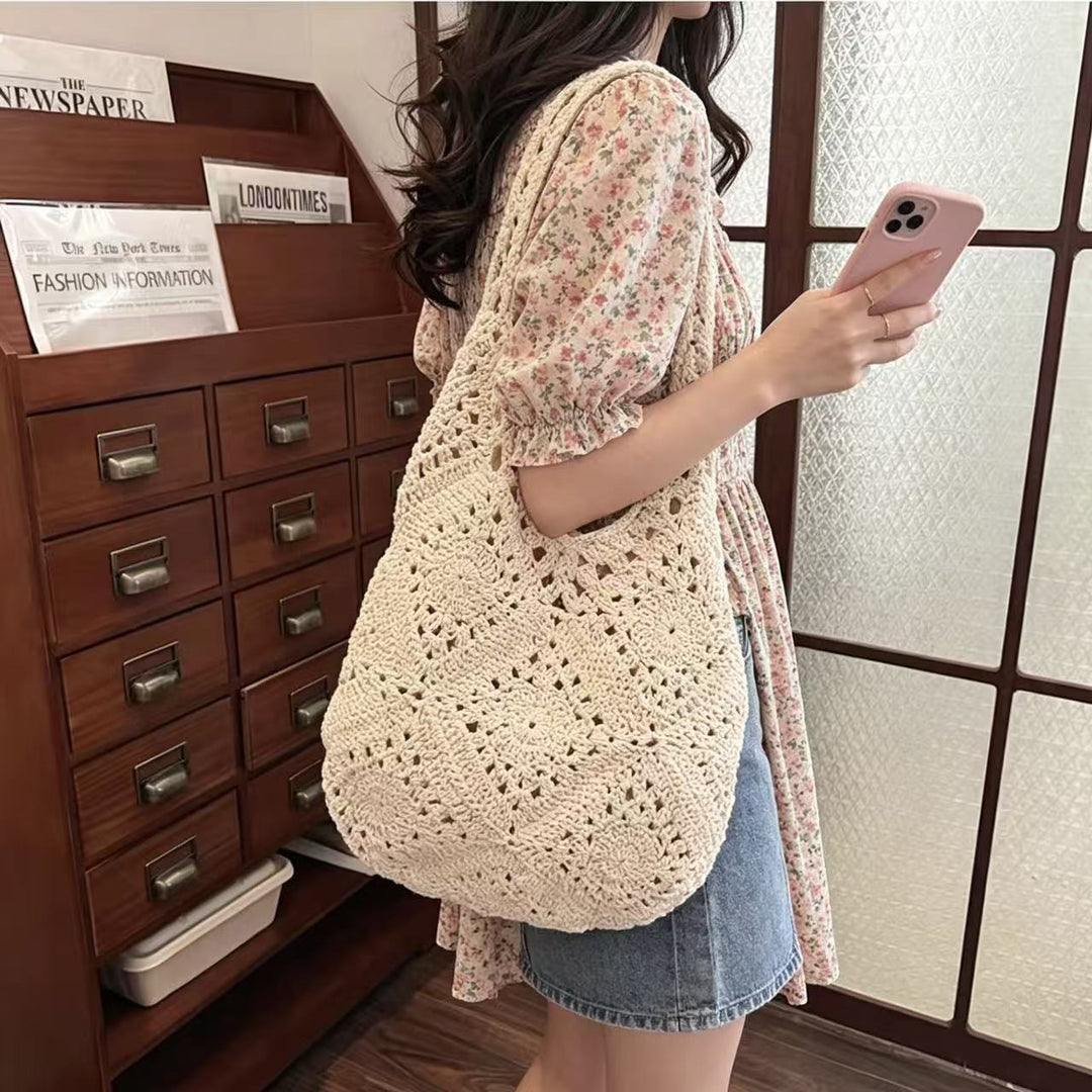 Shoulder bag with unique crochet pattern Stornfield