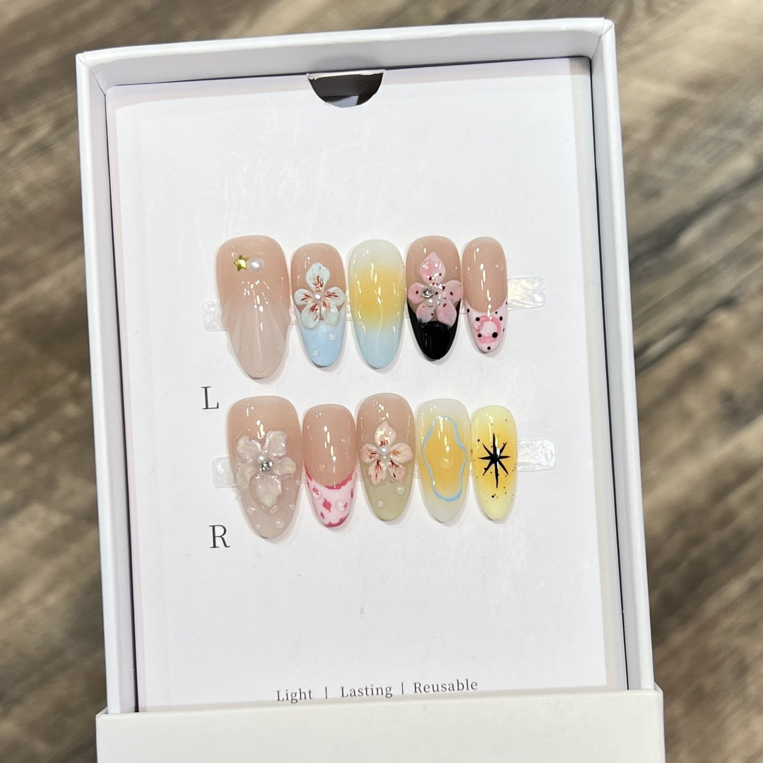 Artistic Floral Press-On Nail Art Set Stornfield