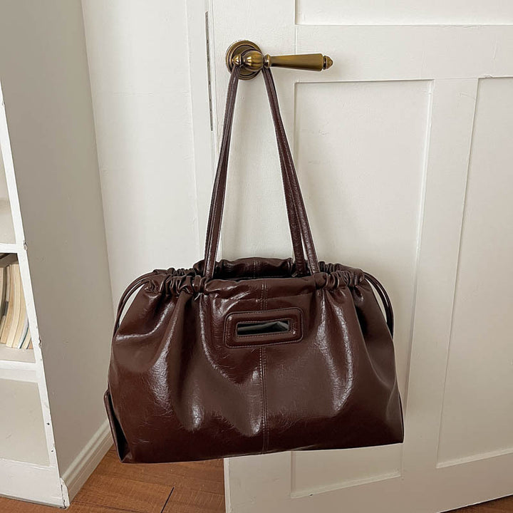 Elegant Ruched Leather Handbag