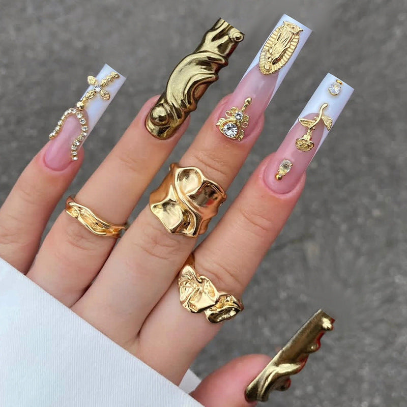 Decorative Press-On Nail Set with Stylish Gold Accents Stornfield
