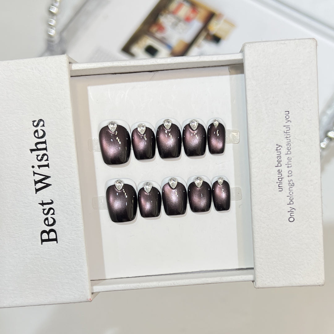 Elegant Gel Press-On Nail Set with Rhinestone Details Stornfield