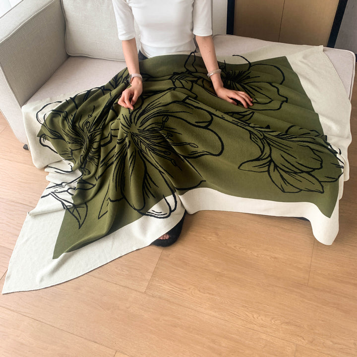 Floral Print Throw Blanket