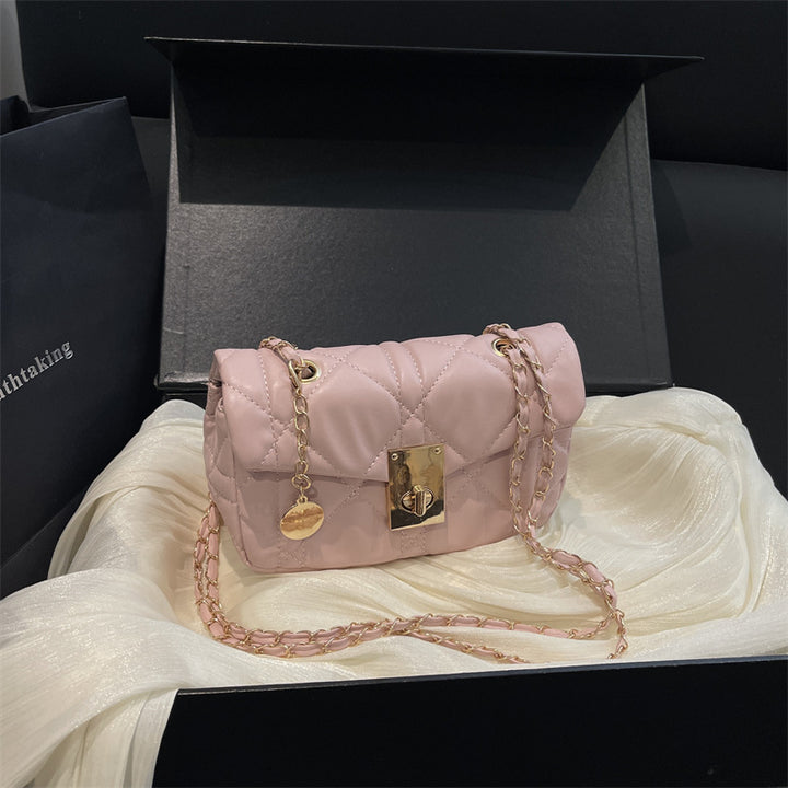 Elegant Quilted Handbag