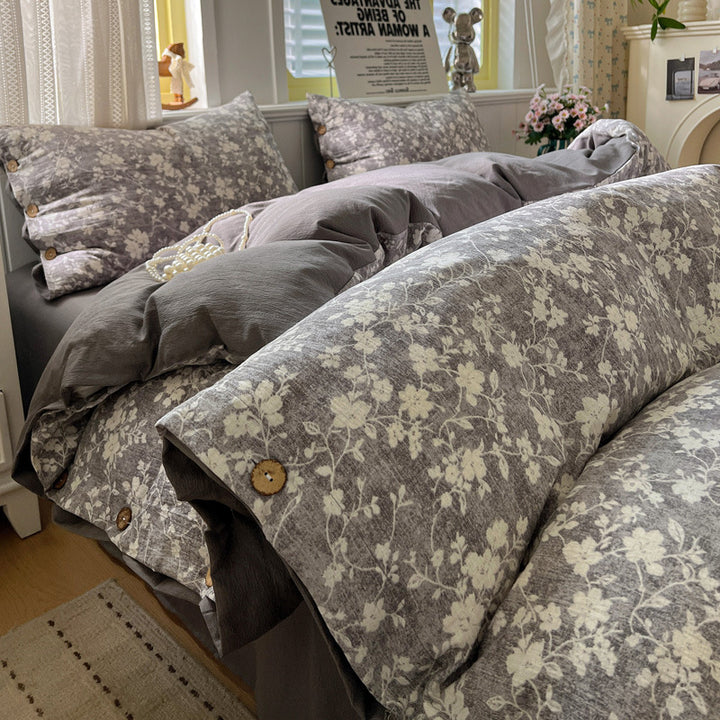 Floral Patterned Premium Bedspread