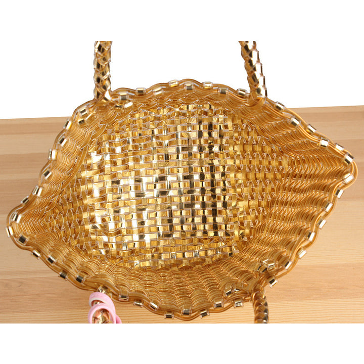 Playful basket bag with unique pendant Stornfield
