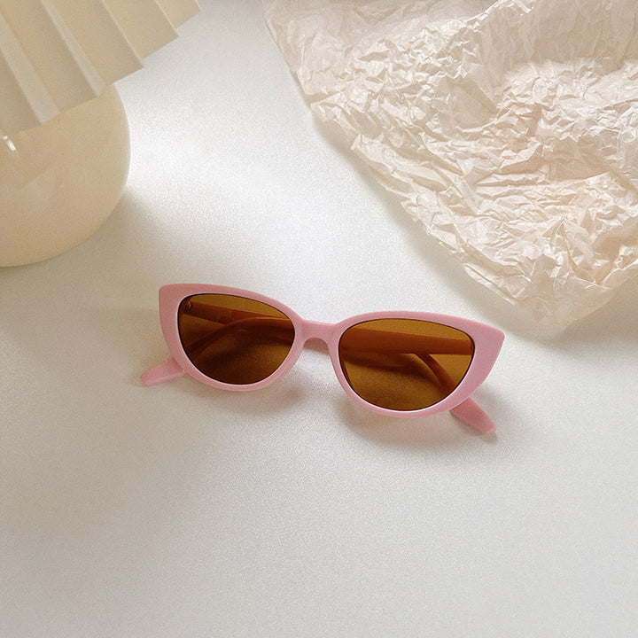 Stylish Cat-Eye Sunglasses Stornfield