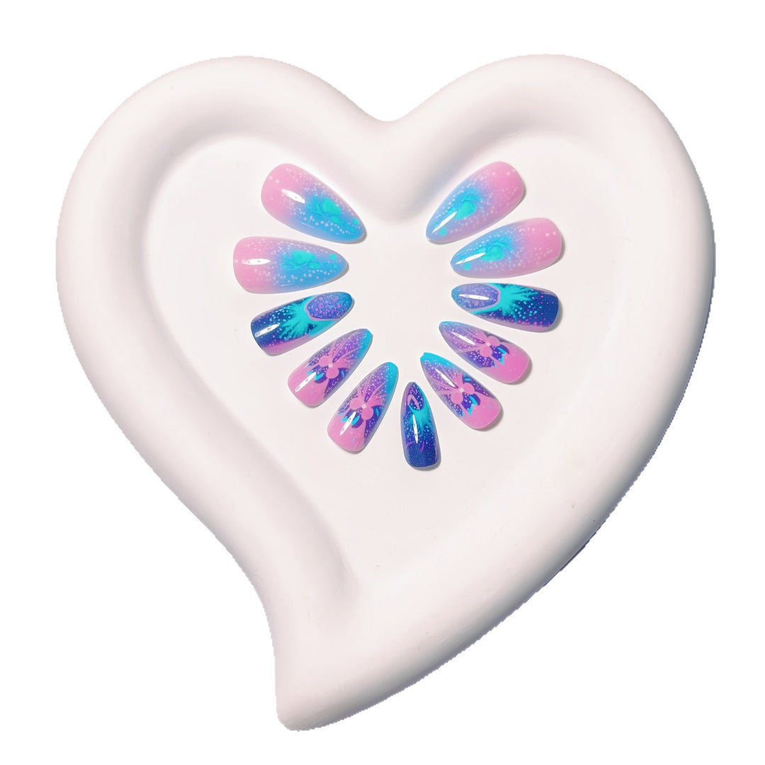 Artificial nails with glittering underwater motif Stornfield