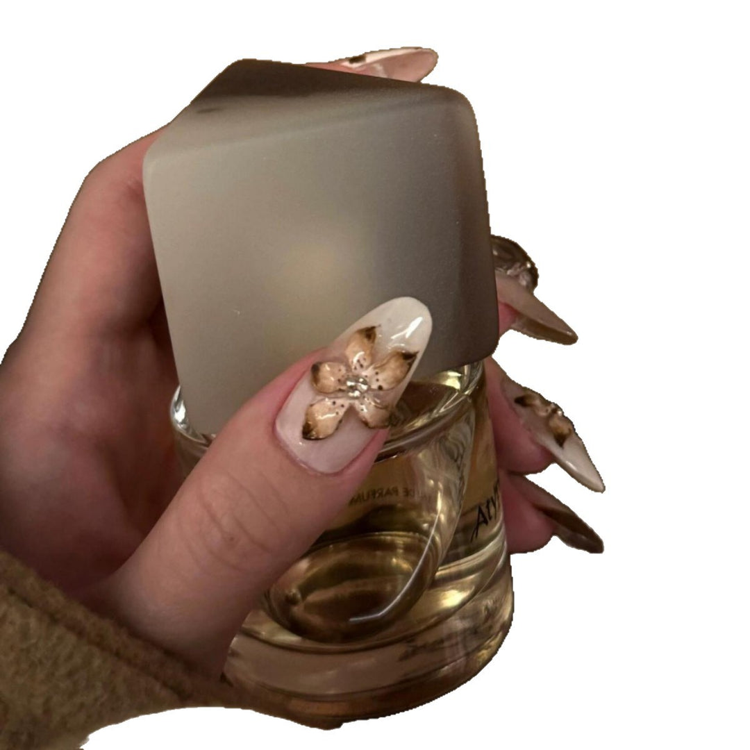 Artificial nail tips with Elegant 3D Design Stornfield
