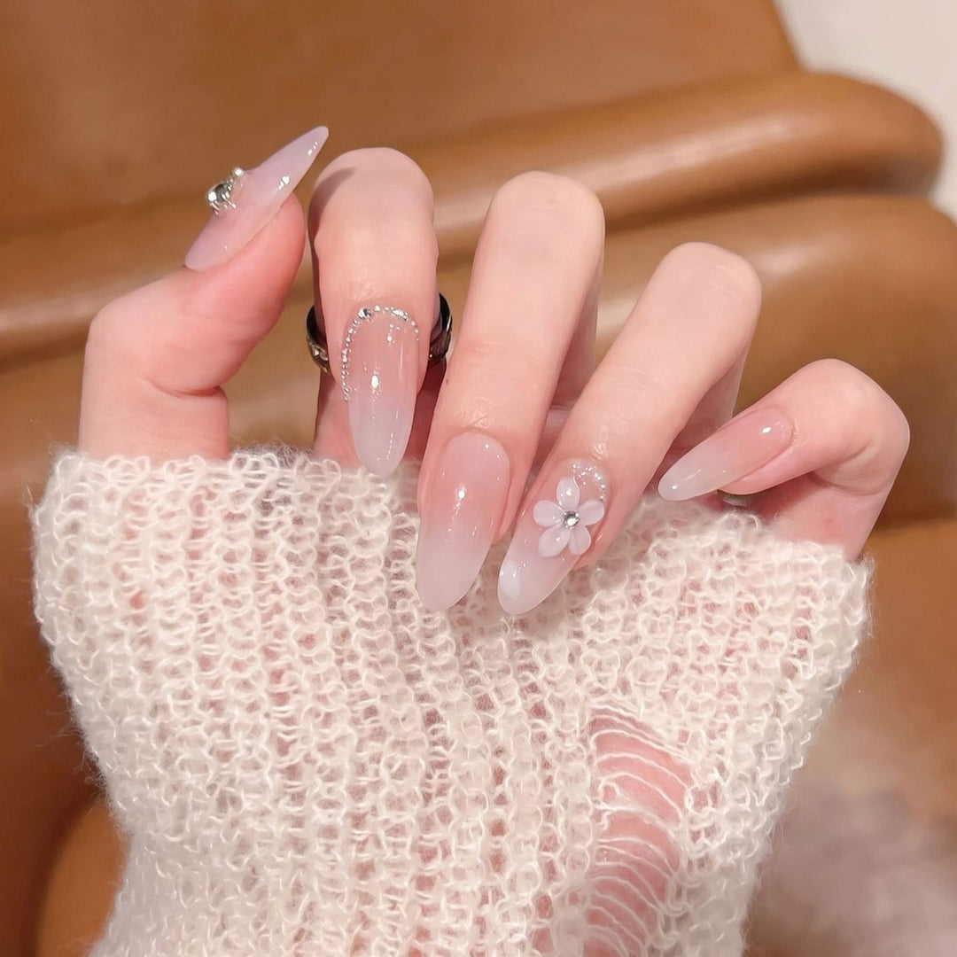 Floral Press-On Nail Art Set Stornfield