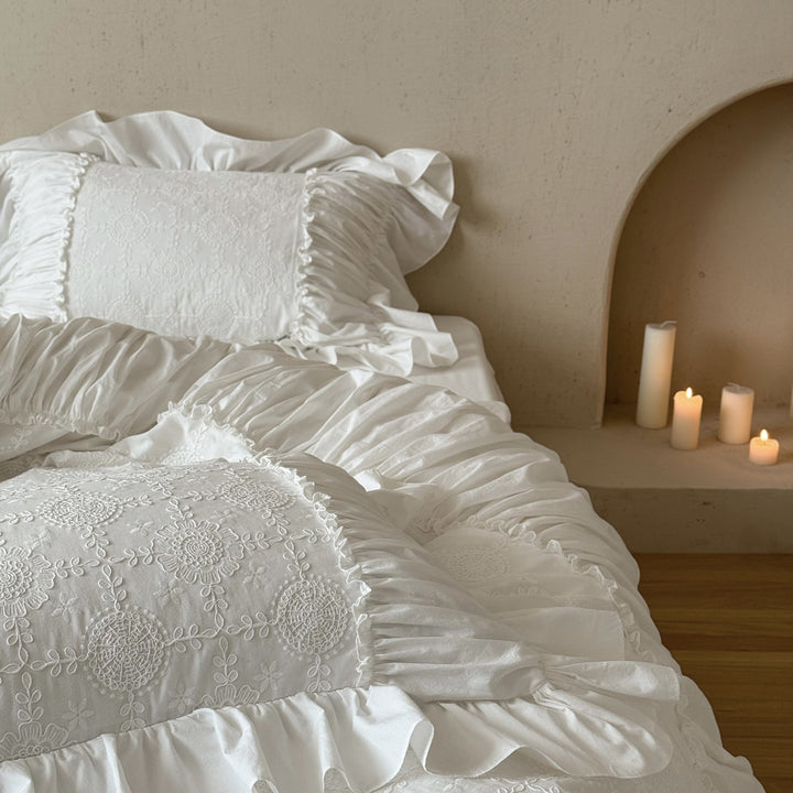 Boho Cotton Eyelet Embroidered Ruffled Duvet Cover Set with Hidden Closure & Frilled Shams