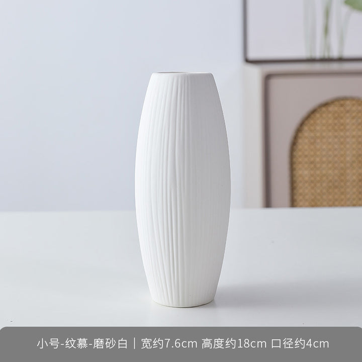 Artistic Ceramic Vase Decoration