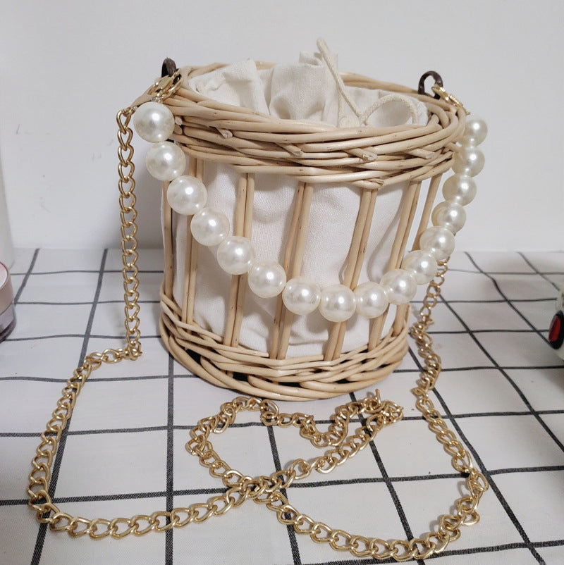 Women's basket bag with pearl jewelry closure Stornfield
