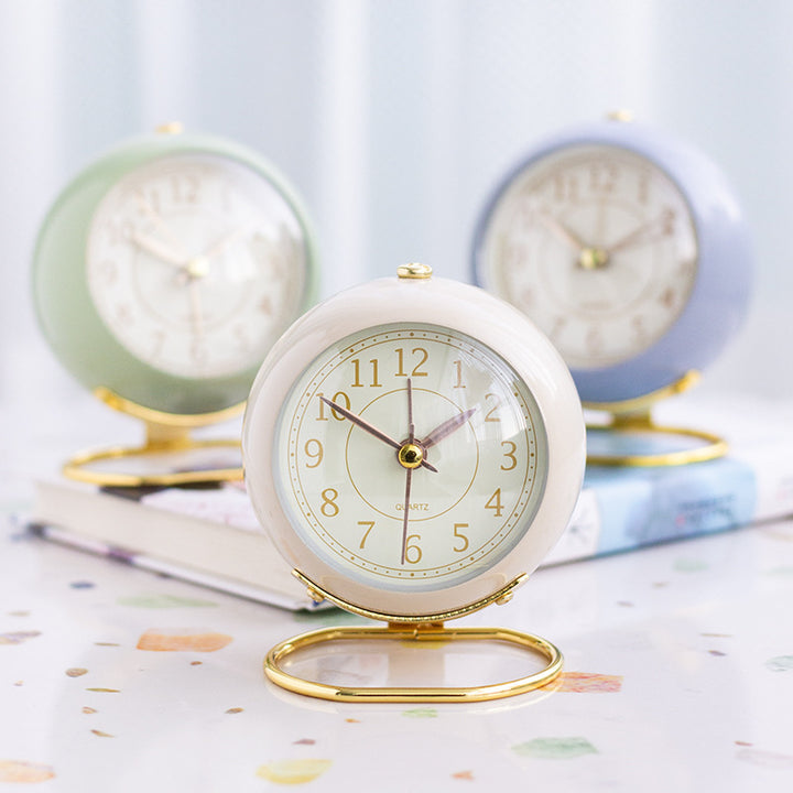 Retro Table Clock Stornfield