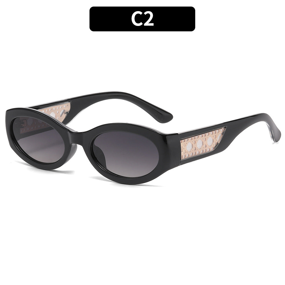 Fashionable Retro Oval Frame Sunglasses