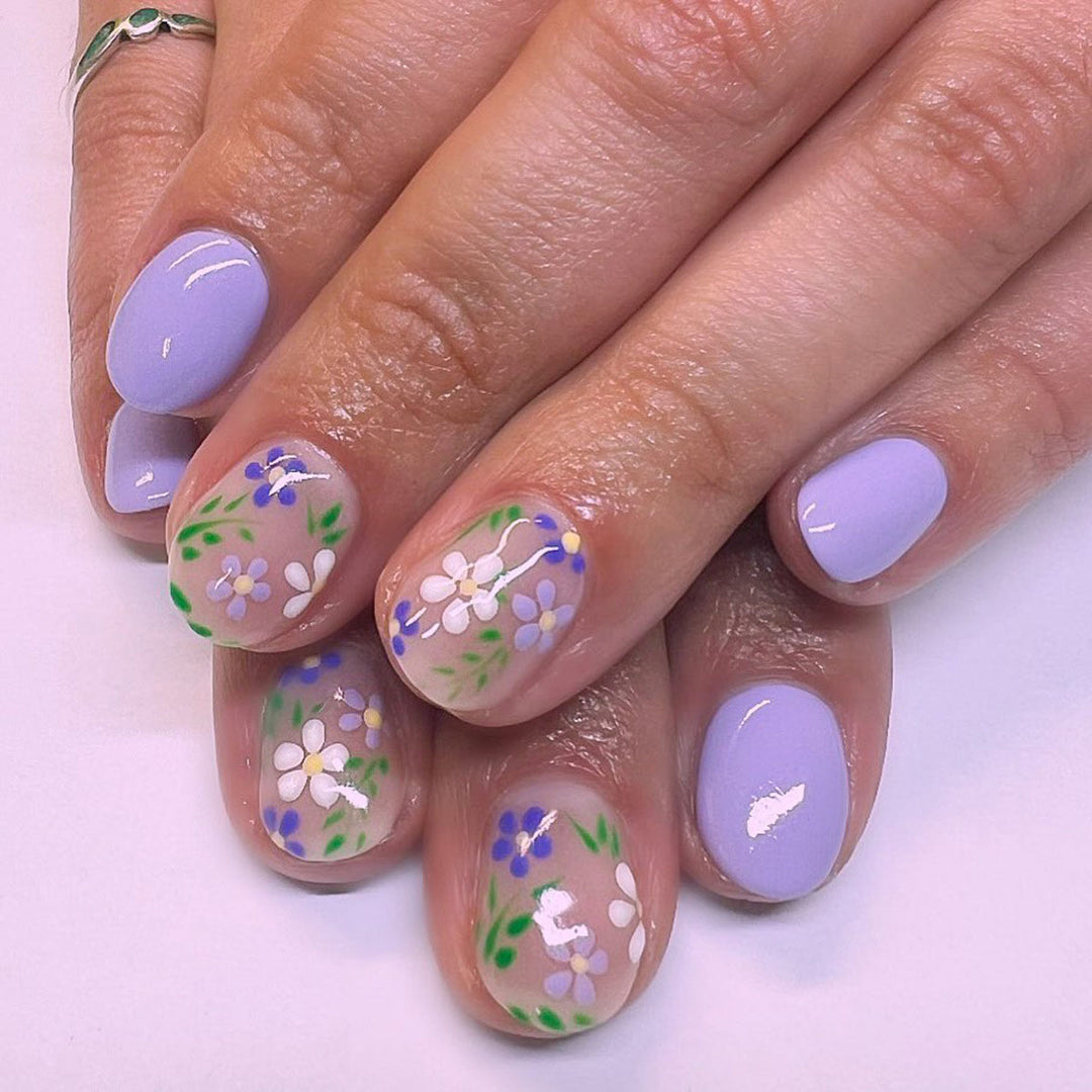 Floral Decorative Press-On Nail Set