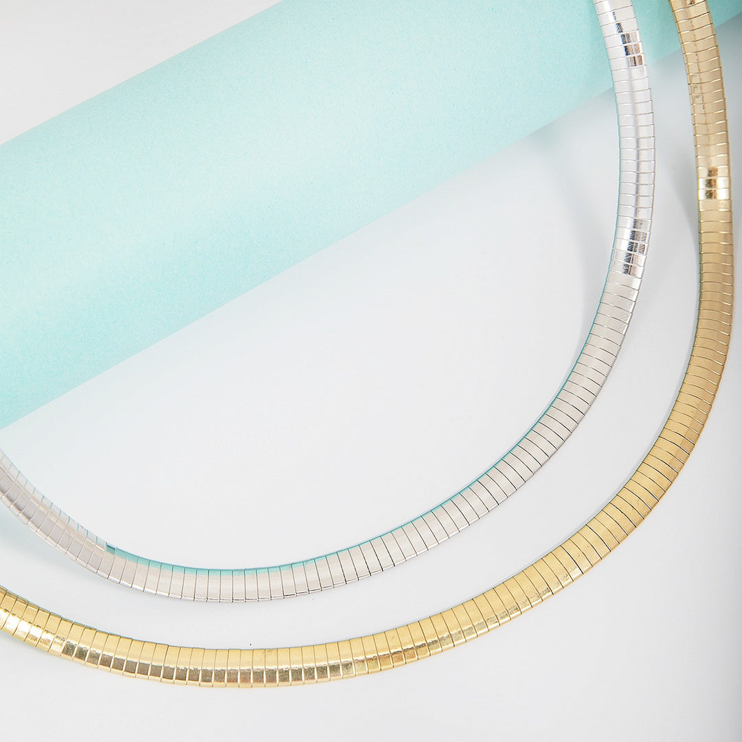Elegant Statement Wire Choker Stornfield
