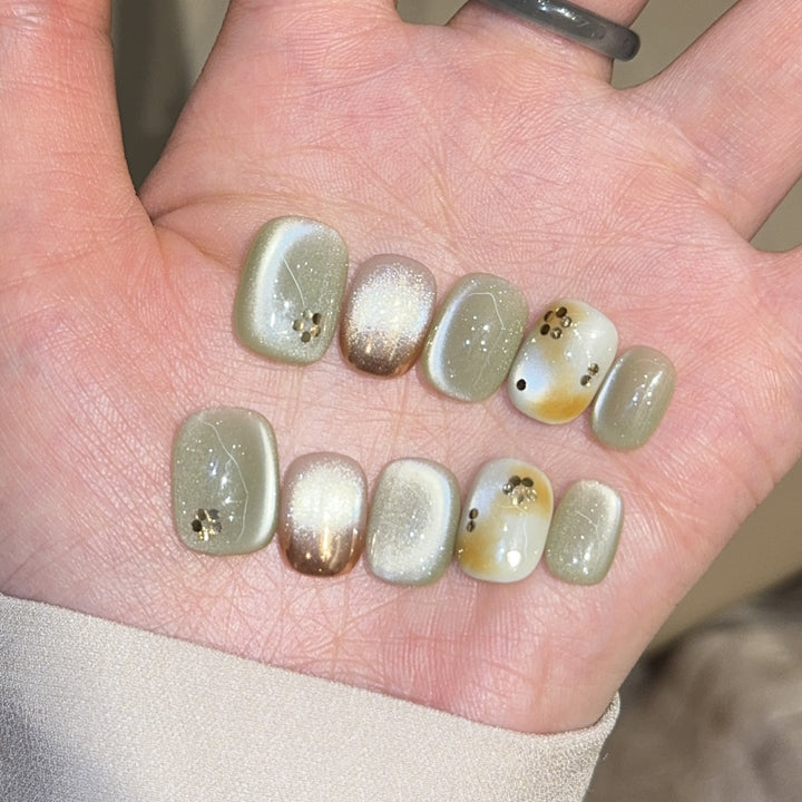 Artificial nails with modern accents Stornfield
