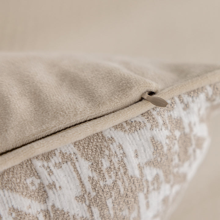 Soft and breathable decorative cushion with velvet cover