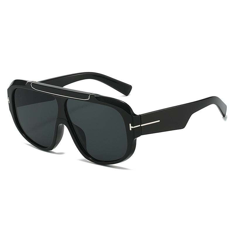 Ladies sporty sunglasses with stylish full rim design Stornfield