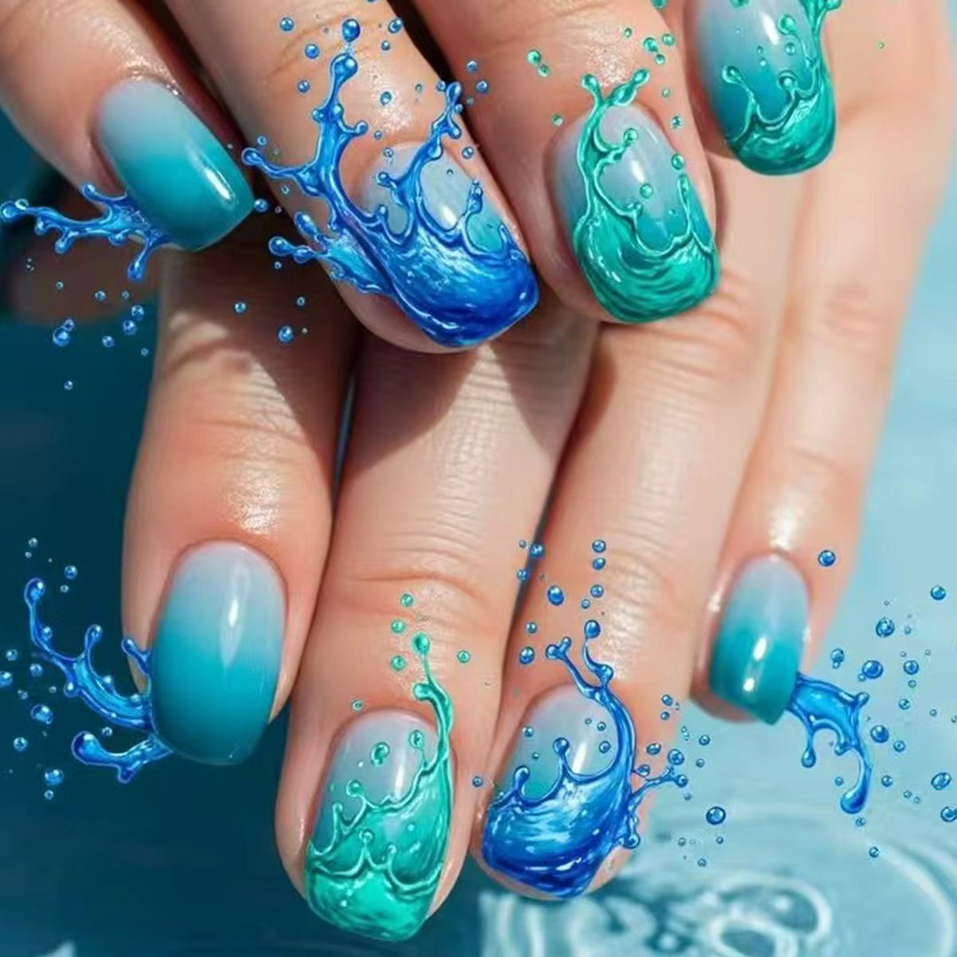 Artificial nails with elaborate wave design Stornfield