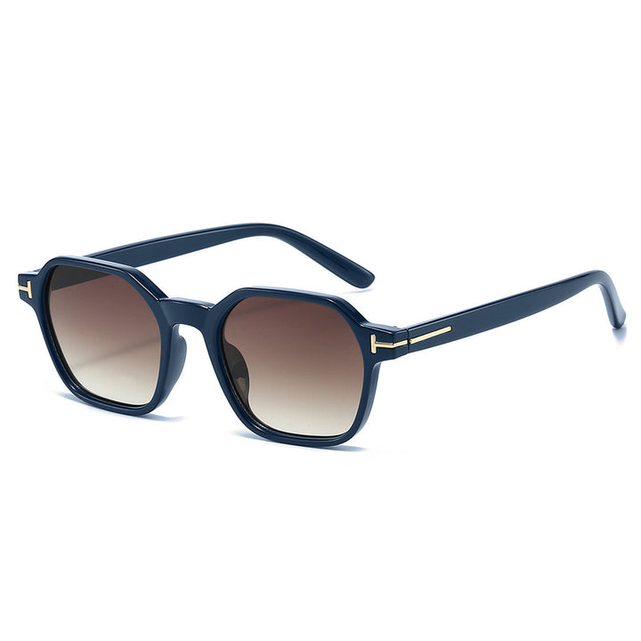Elegant Wide-Frame Sunglasses Stornfield