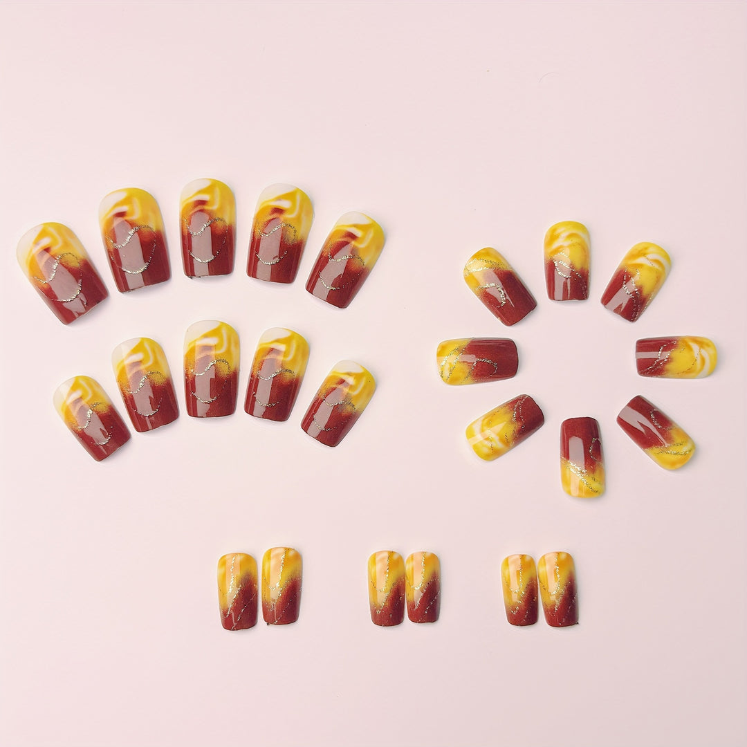 Artificial Nail Set with Marbled Design and Gold Accents Stornfield