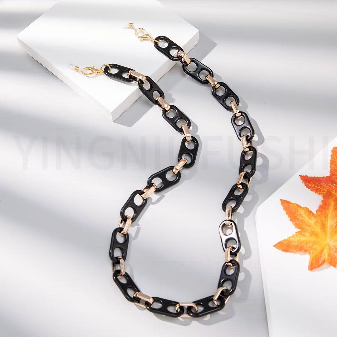 Stylish Eyewear Chain Stornfield