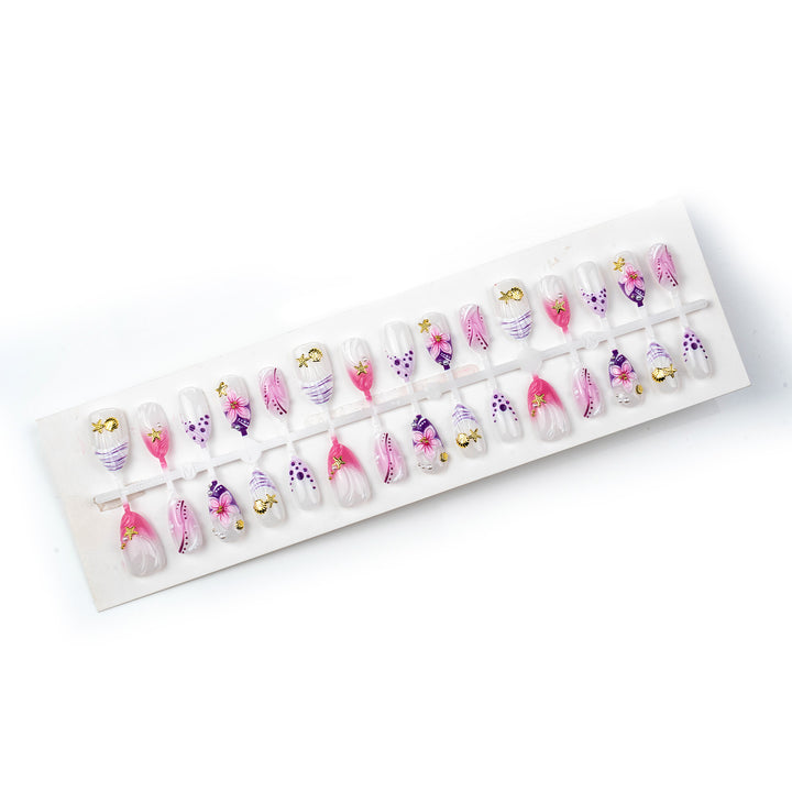 Artistic Floral-Embellished Press-On Nails Stornfield