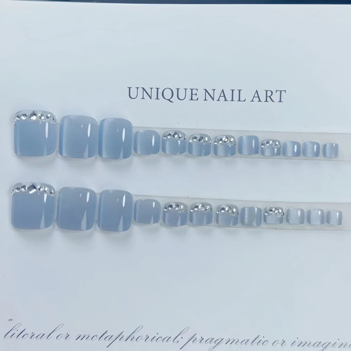Elegant Rhinestone-Embellished Press-On Nails Stornfield