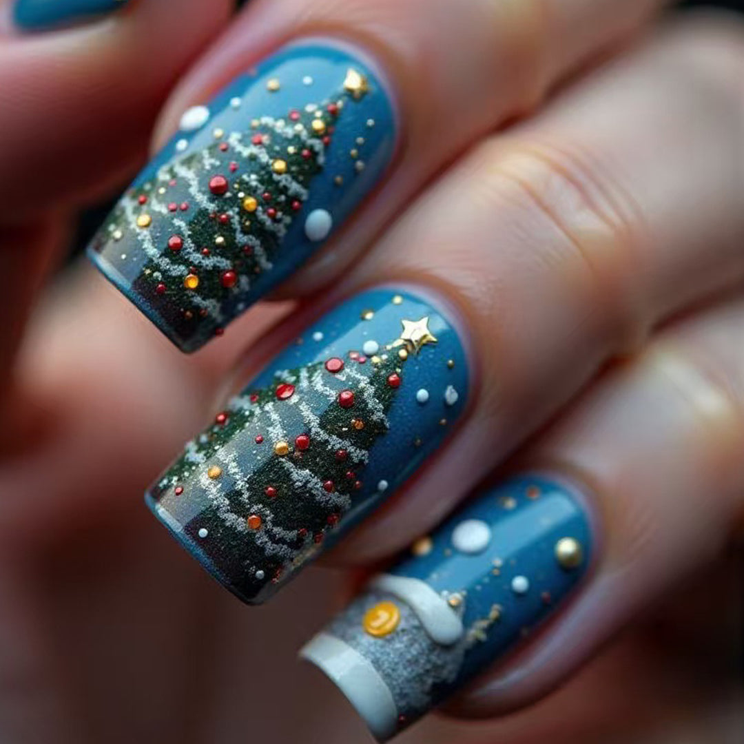 Artificial nails in festive Christmas design Stornfield