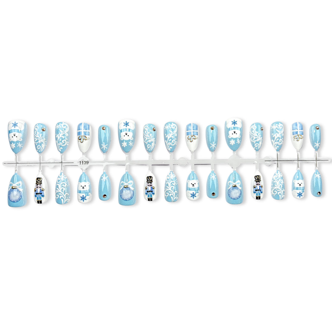 Winter-Themed Press-On Nail Set