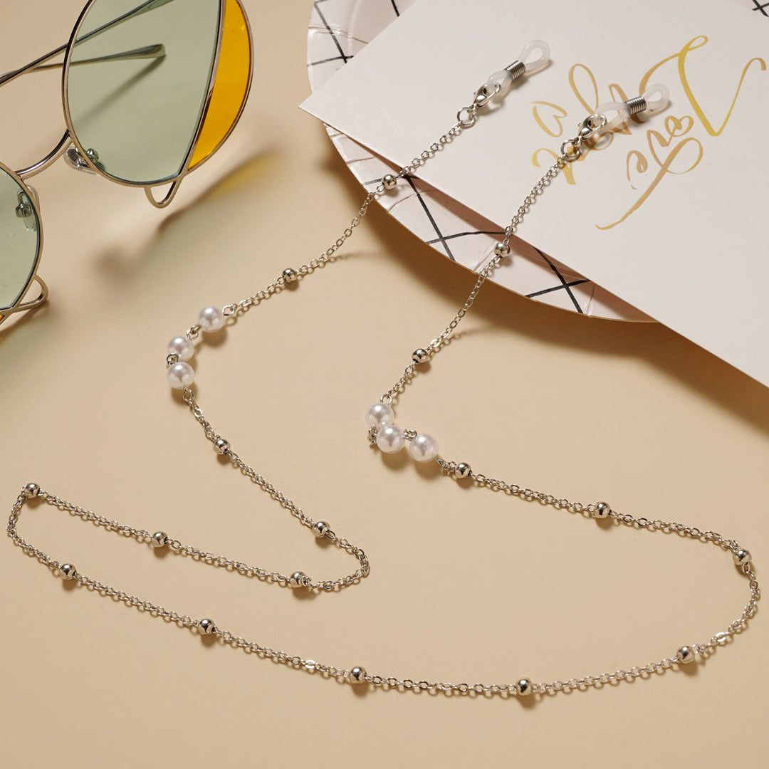 Elegant Pearl Eyewear Chain Stornfield