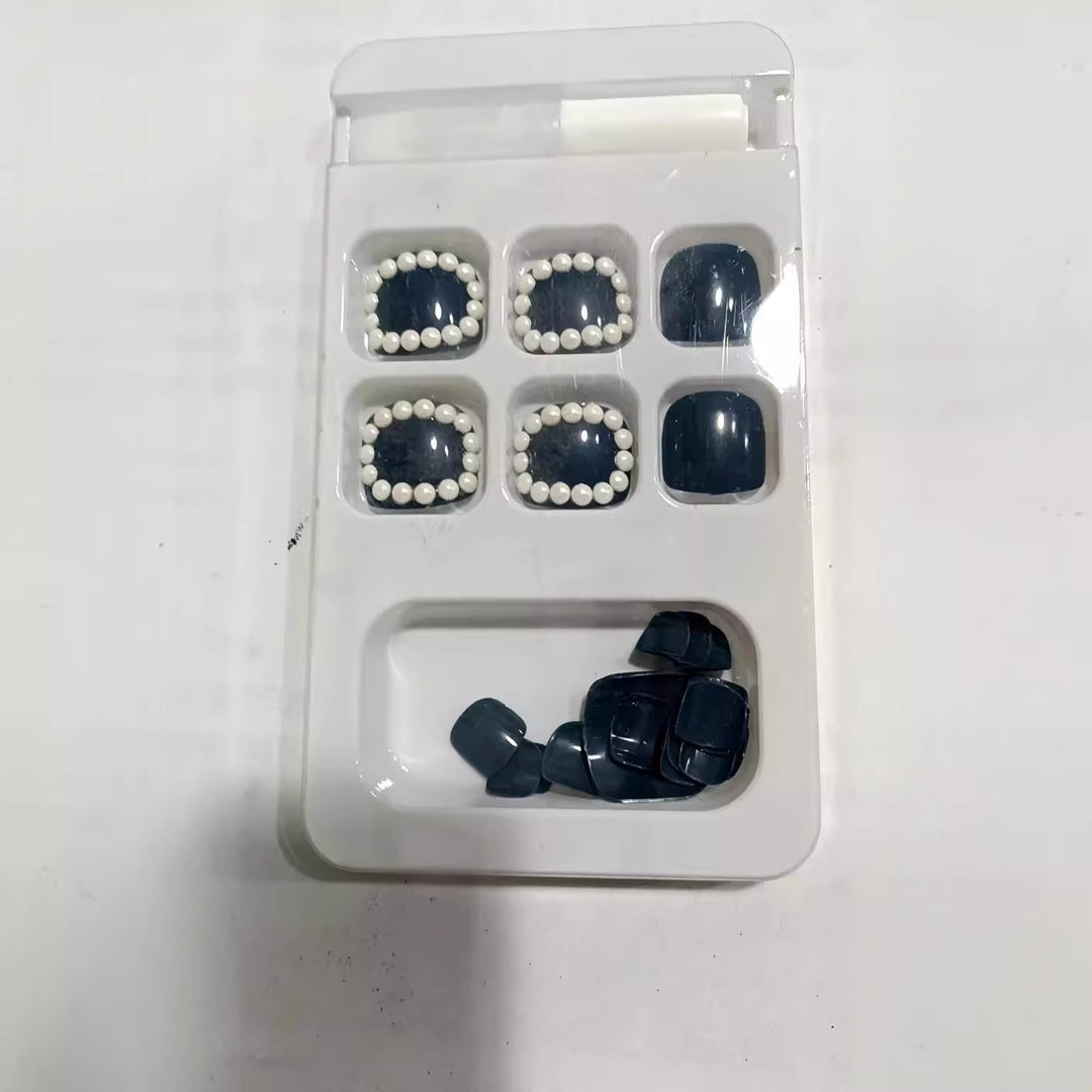 Decorative Press-On Nail Set with Pearl Accents Stornfield