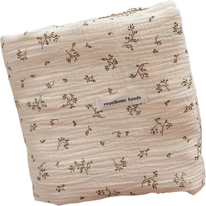 Unisex Cozy Muslin Blanket with Delicate Flower Pattern Stornfield