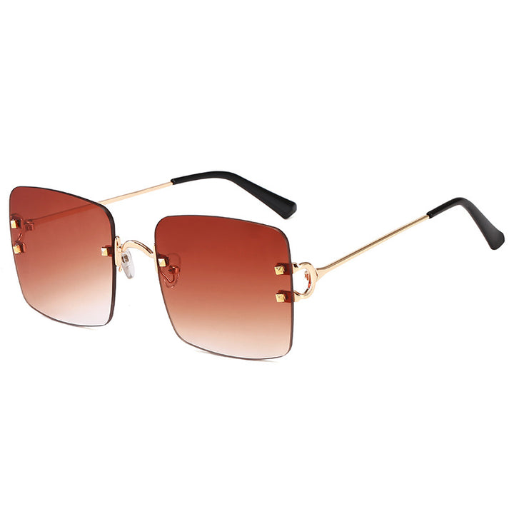 Women square sunglasses with an elegant metal frame and sturdy lenses Stornfield