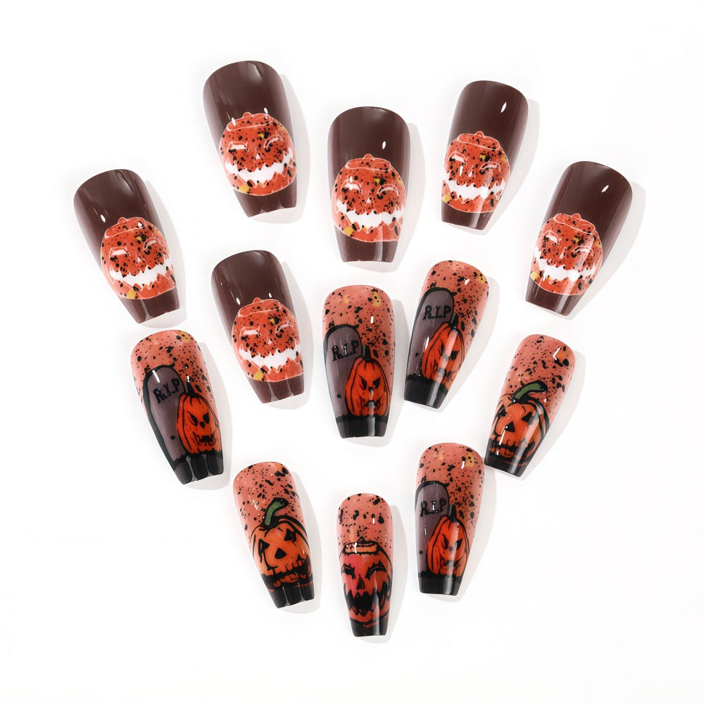 Halloween-themed artificial nails Stornfield