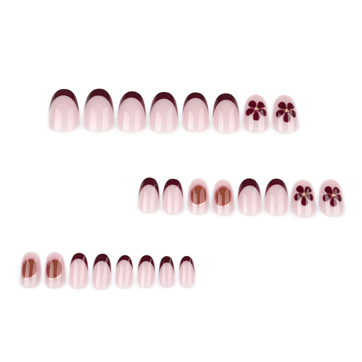 Elegant Nail Art with Floral Accents and Golden Details Stornfield