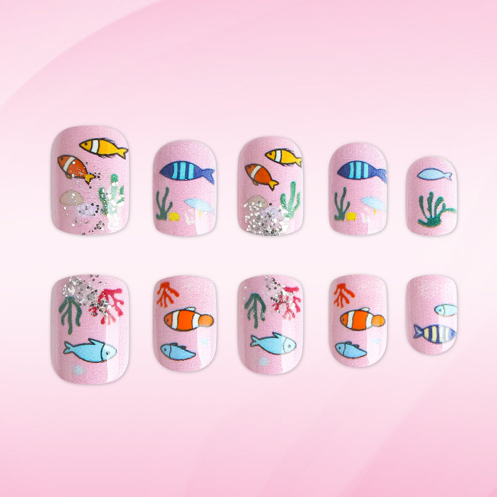 Playful Ocean-Themed Nail Art Stornfield